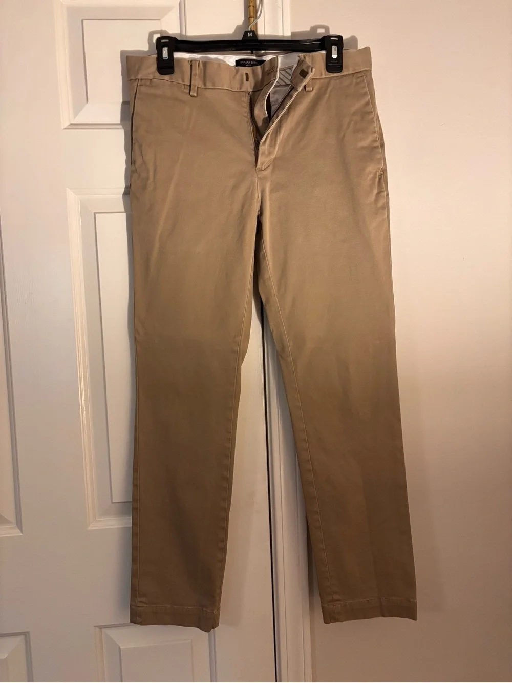 Banana Republic Men's Tan Chino Pants - Modern Straight Fit